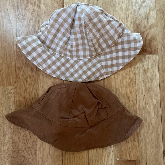 Two baby sun hats - Picture 3 of 4